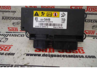 Блок предохранителей 13575449   Opel Insignia A    