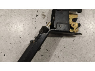 Замок заднего стекла