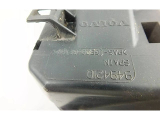 Блок предохранителей  9494210   Volvo XC90    