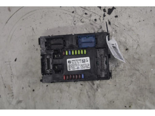 Блок предохранителей    Jeep Renegade    