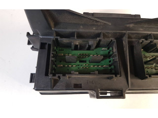 Блок предохранителей 04692073AB Jeep Grand Cherokee (WK)