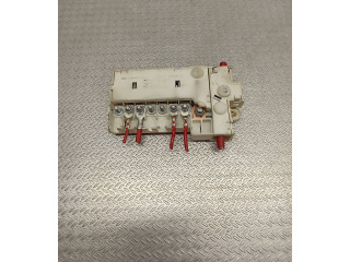 Pojistková skříňka 61138370638, 17575000000 BMW 5 E39 2001