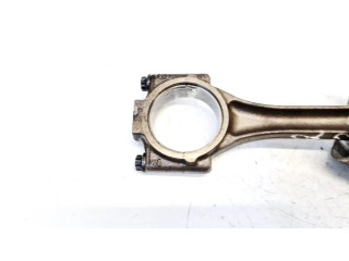 Píst Audi A3 S3 8P pro naftový motor 1.9