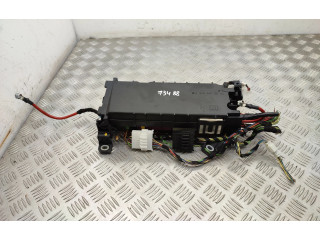 Блок предохранителей A2465400040   Mercedes-Benz A W176    