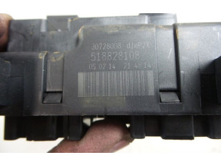 Блок предохранителей     Volvo V70    