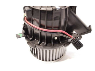 Вентилятор печки 8T1820021 Audi A4 Allroad