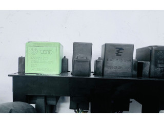 Pojistková skříňka 7N0937503A Volkswagen Tiguan 2008