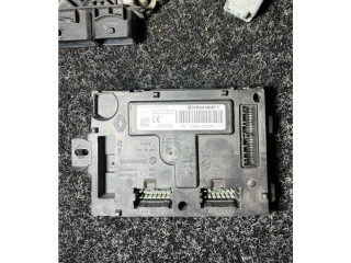 Блок управления двигателя 237102213R, 284B12330R Dacia Dokker