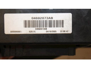 Блок предохранителей 04692073AB, 04692073AB Jeep Grand Cherokee (WK)