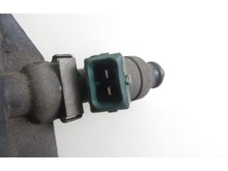 Топливная рампа 037906031AA, 06A133317A Audi A3 S3 8L для двигателя AKL