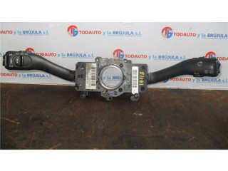 Ручка стеклоочистителей 8L0953513J Volkswagen Golf IV