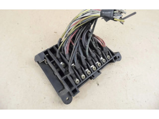 Блок предохранителей  1235400650   Mercedes-Benz W123    