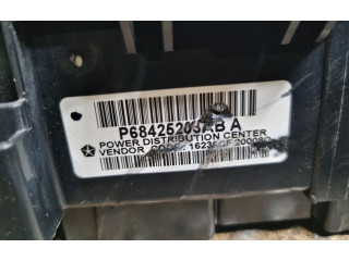 Блок предохранителей 68425203AB, P68425203AB   Jeep Grand Cherokee    