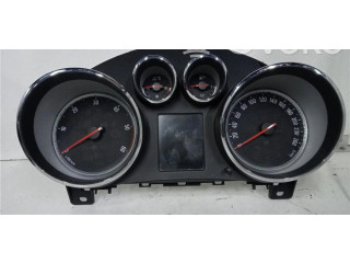 Přístrojová deska Opel Zafira C 2016 13460581, 0090059