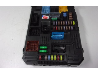 Pojistková skříňka 9819851480 Peugeot 3008 2018