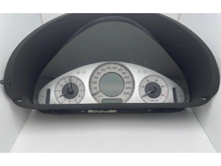 Přístrojová deska Mercedes-Benz CLK A209 C209 2008 A2095404248, 110080400014