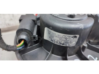 Вентилятор печки    4b1820021B   Audi A6 S6 C5 4B