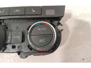 Блок управления климат-контролем    Skoda Superb B8 (3V)