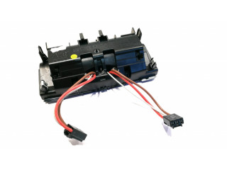 12 V гнездо (сзади)