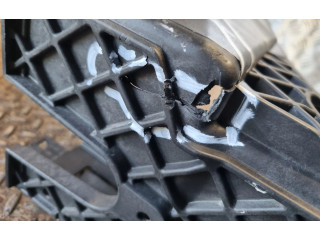 Блок предохранителей 68318605AA Jeep Grand Cherokee