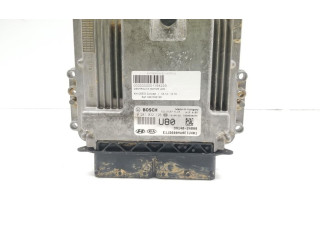 Блок управления двигателем Блок управления 0281032126   KIA Ceed