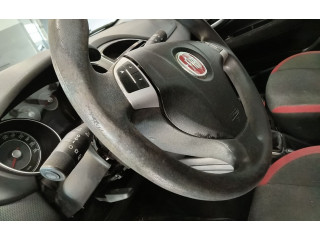 Подушка безопасности водителя    Fiat Punto Evo