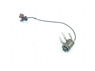 Форсунка 05L131113J, 05L131113J    Skoda Octavia Mk4  DTRD 