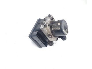 Блок АБС 1K0907379D, 1K0614517B Volkswagen Touran I 2003 - 2010 года