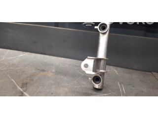 Топливная рампа 06e133681f   Audi A6 S6 C6 4F  