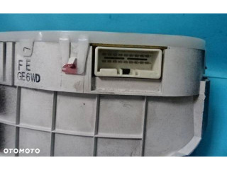 Панель приборов GE6WD Mazda 626