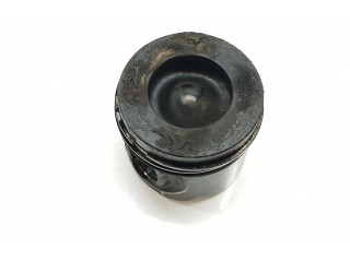  Поршень с шатуном  PISTON204DTD, 204DTD  Land Rover Discovery Sport  