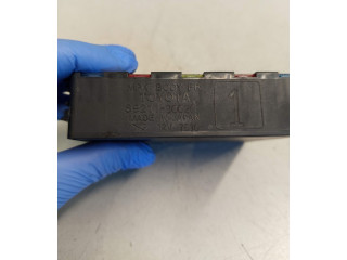   Pojistková skříňka 8921130020   Lexus GS 300 350 430 450H 2007