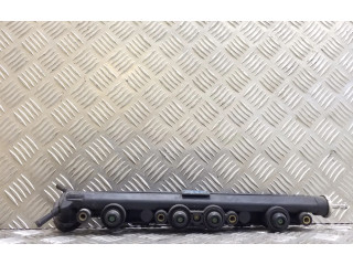 Топливная рампа 0280151026, 037133313J   Volkswagen PASSAT B4  