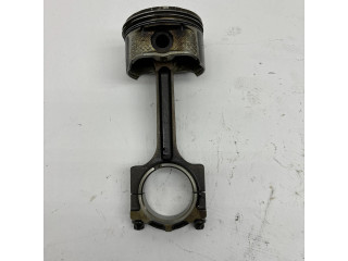 Píst 40151, Q7DA Ford Focus pro benzínový motor 1.8 Q7DA