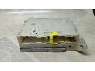 Блок предохранителей 8267253060, 8273053050   Lexus IS 220D-250-350    