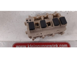 Блок предохранителей A4705405902   Mercedes-Benz W470    