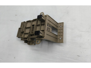 Блок предохранителей  82201FJ110   Subaru Forester SJ    