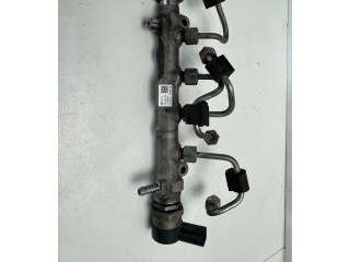 Топливная рампа 04L130089D Skoda Octavia Mk3 (5E) для двигателя CUPA