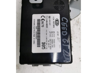 Блок комфорта 95400-A2051 KIA Pro Cee'd II