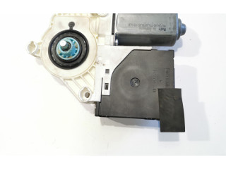 Передний двигатель механизма для подъема окон