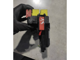   Pojistková skříňka A0325458232, 05045116   Mercede-Benz S W220 2000