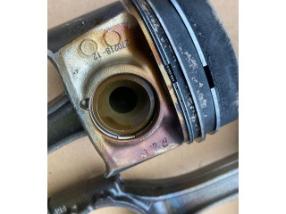 Поршень 03LACXX0790X Skoda Octavia Mk3 (5E)