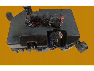 Блок предохранителей  0905160122   KIA Rio    