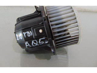 Вентилятор печки Audi Q5 SQ5