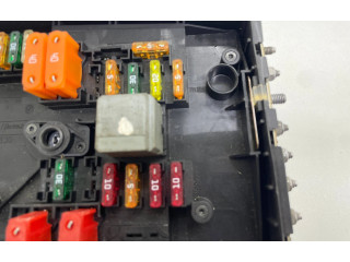 Pojistková skříňka 1K0937808E, 5N0970331C Volkswagen Tiguan 2008