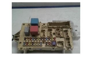 Блок предохранителей     Toyota Corolla Verso AR10    