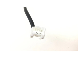 Zámek zadních dveří Nissan Pathfinder R51 2005