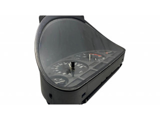 Přístrojová deska BMW 5 E39 2001 8381198, 62118381198