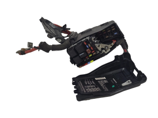 Блок предохранителей 6G9T14A067CA, 6G9T14A076MB   Volvo V70    