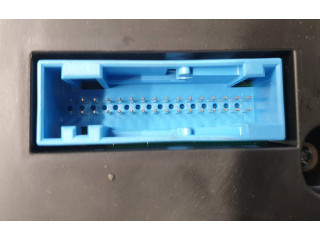 Přístrojová deska  Volkswagen Caddy 2015 2K5920876F  